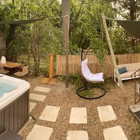 Maison Dans Les Arbres, Spa, Tennis, Parking Holiday home