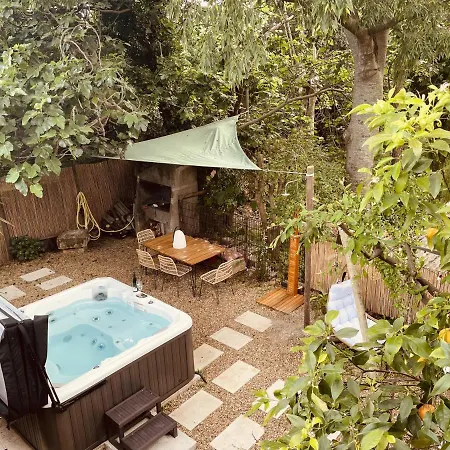 Holiday home Maison Dans Les Arbres, Spa, Tennis, Parking *