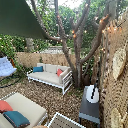 Vakantiehuis Maison Dans Les Arbres, Spa, Tennis, Parking *